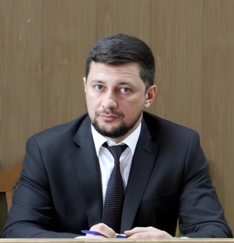 Глава МР &amp;quot;Магарамкентский район&amp;quot; Эфендиев Нариман Ражидинович.