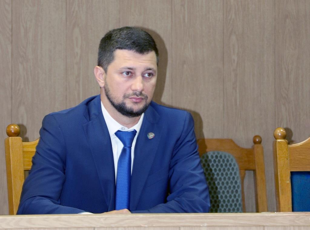Наримана Эфендиева представили активу Магарамкентского района.